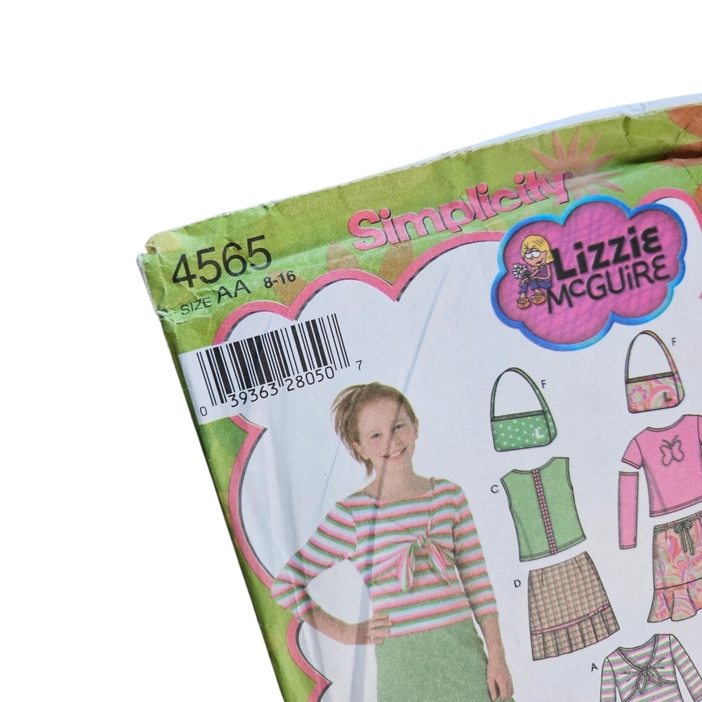 Simplicity pattern 4565 featuring designs from Lizzie McGuire - Picture 5 of 6